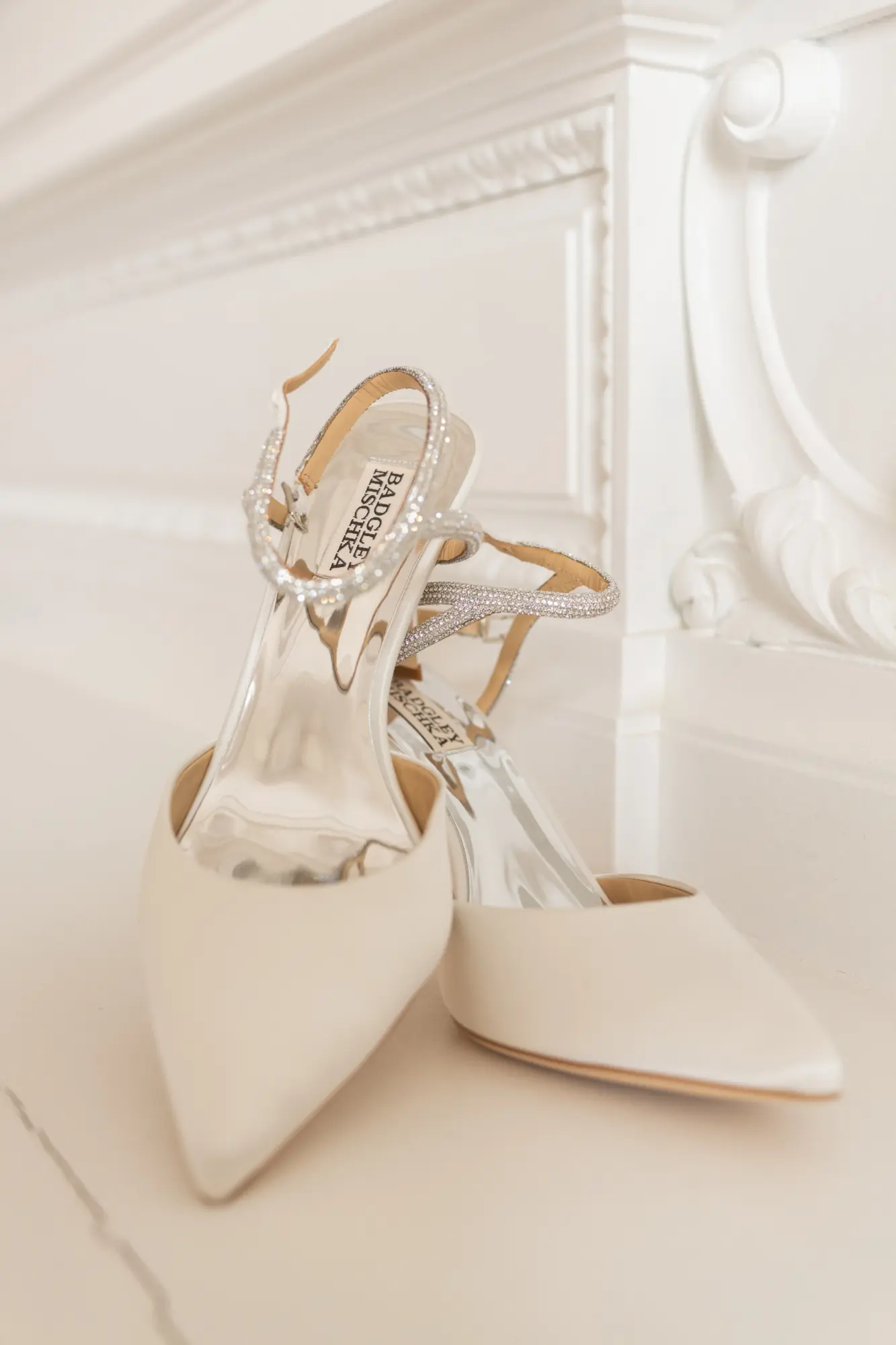 Editorial wedding photograph by Maison Timeless — frame 24