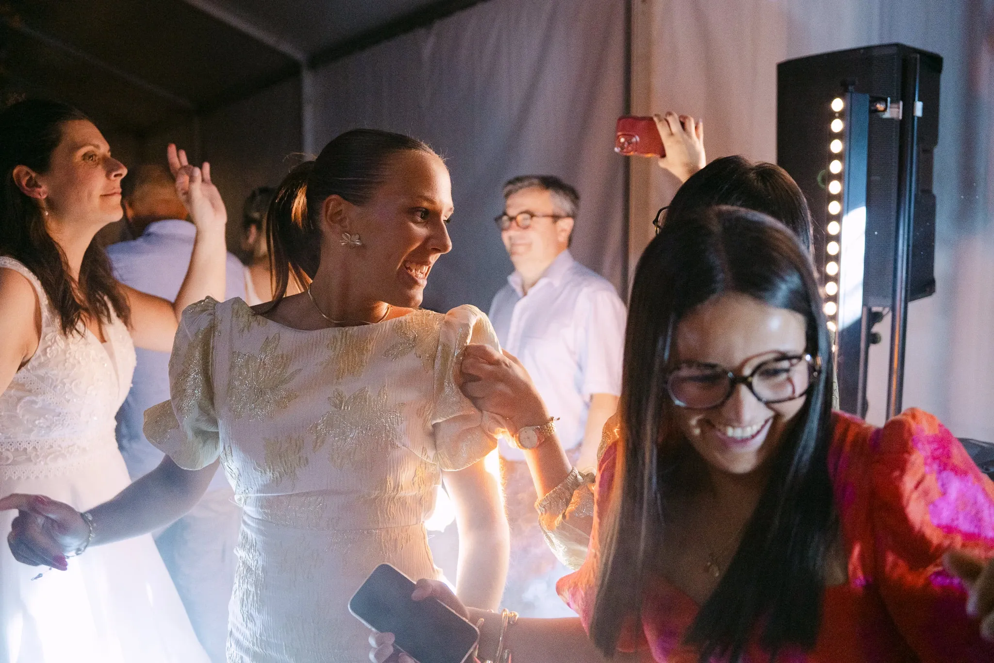 Editorial wedding photograph by Maison Timeless — frame 37